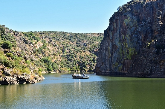 Cruceros por los Arribes del Duero