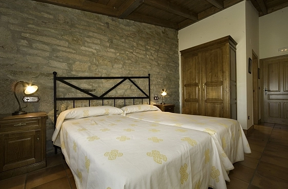 Habitación con cama gemela